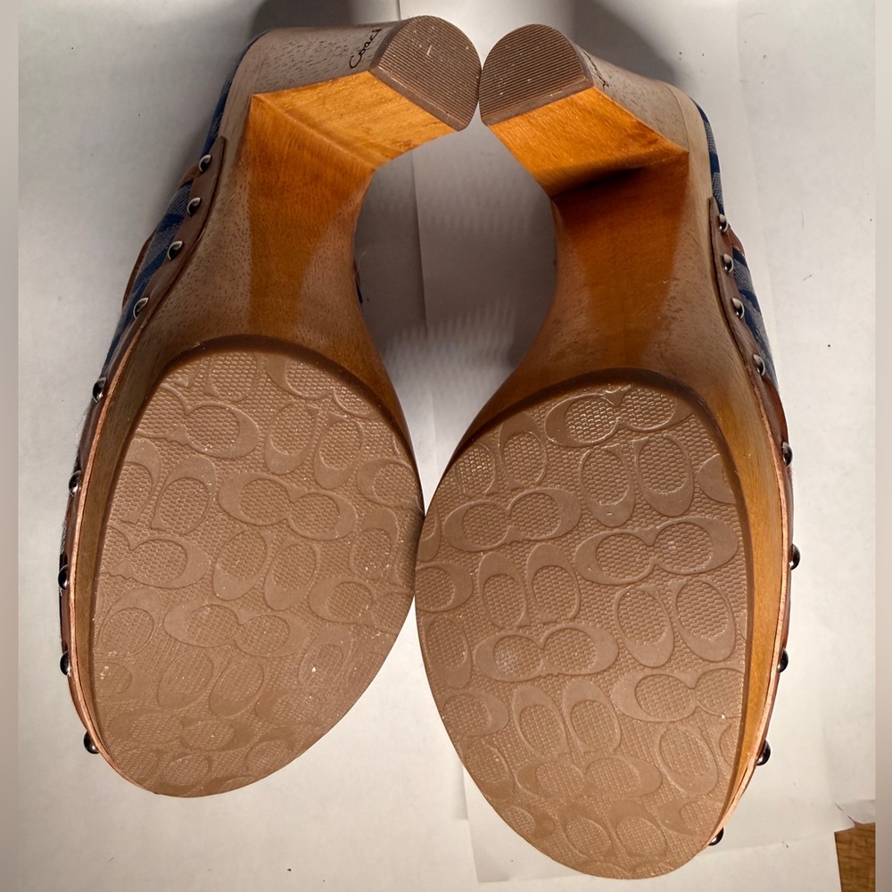 NWT COACH Vintage Bacall Blue Signature Logo Platform Heeled Clogs/Mules Size 7 - Picture 4 of 6